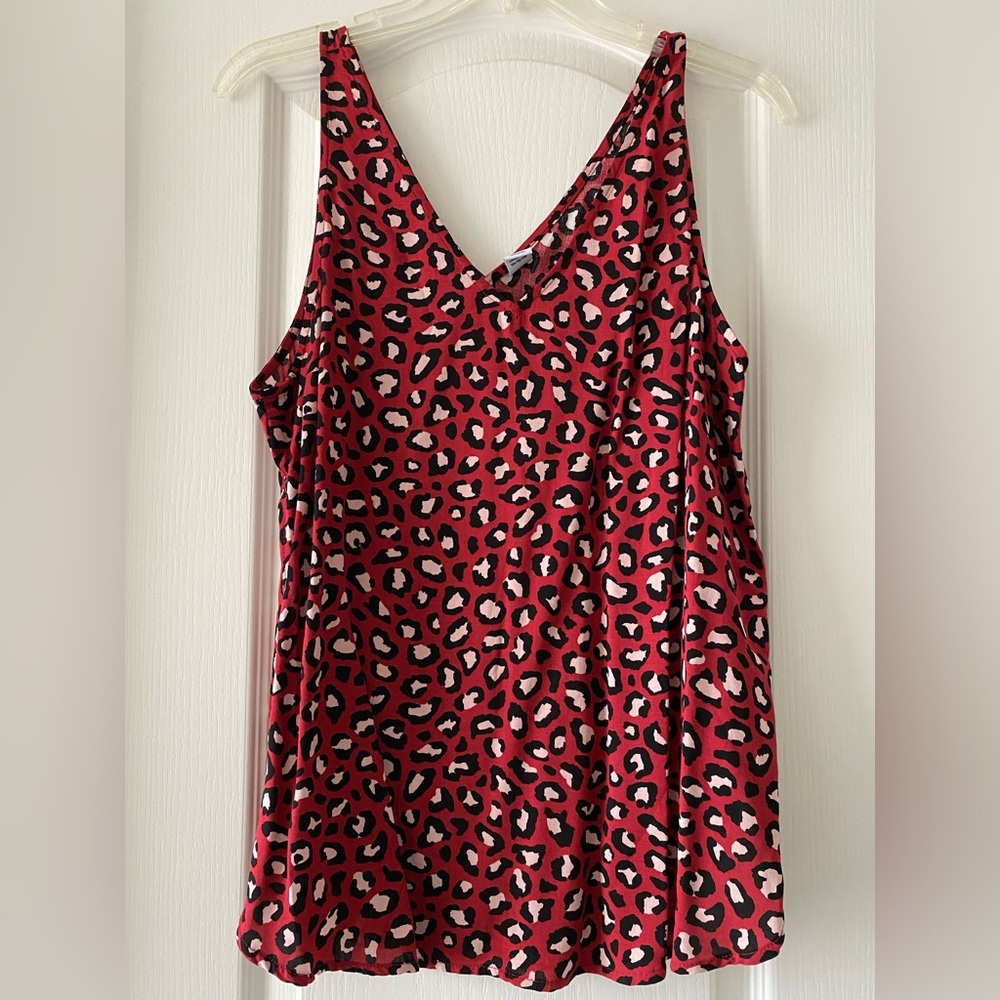 Old Navy Red Leopard Print V-Neck Tank Top